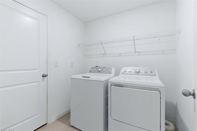 3911 Treasure Oak WAY, Fort Myers, FL 33905