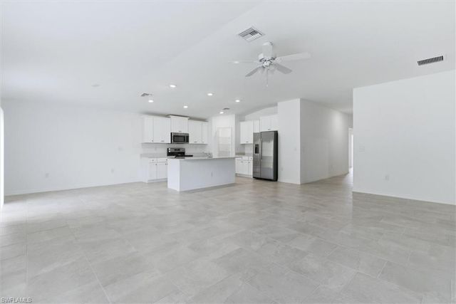 3911 Treasure Oak WAY, Fort Myers, FL 33905