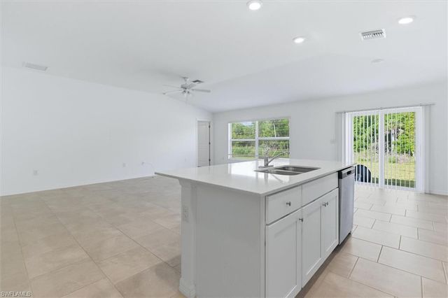 3911 Treasure Oak WAY, Fort Myers, FL 33905