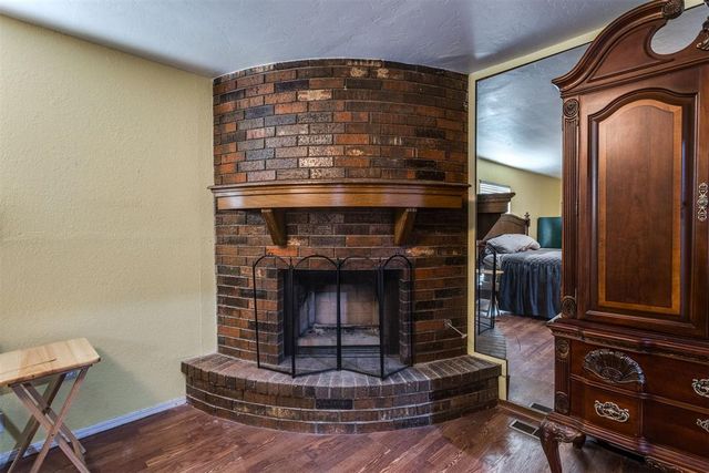 113 E Snowmass Drive, Yukon, OK 73099