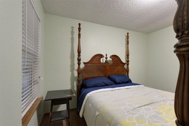113 E Snowmass Drive, Yukon, OK 73099