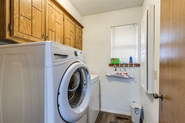 113 E Snowmass Drive, Yukon, OK 73099