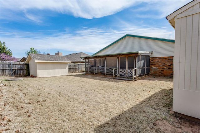 113 E Snowmass Drive, Yukon, OK 73099