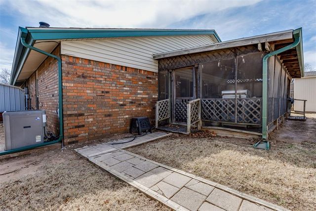 113 E Snowmass Drive, Yukon, OK 73099