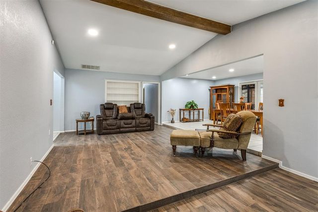 113 E Snowmass Drive, Yukon, OK 73099