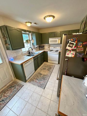 2925 Dexter Court, Evansville, IN 47714
