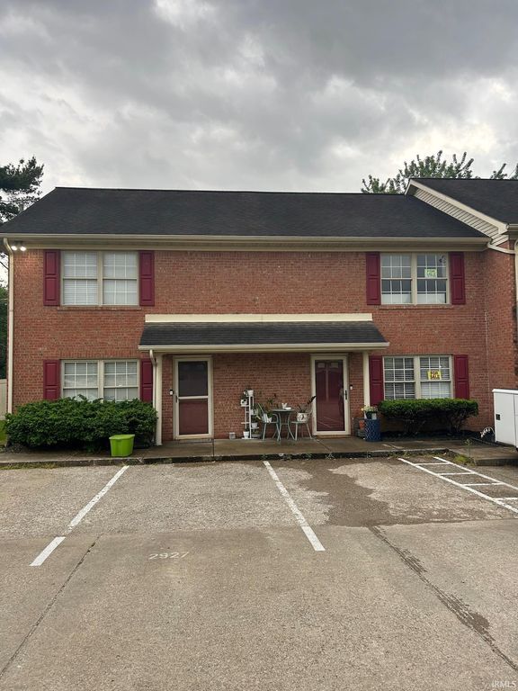 2925 Dexter Court, Evansville, IN 47714