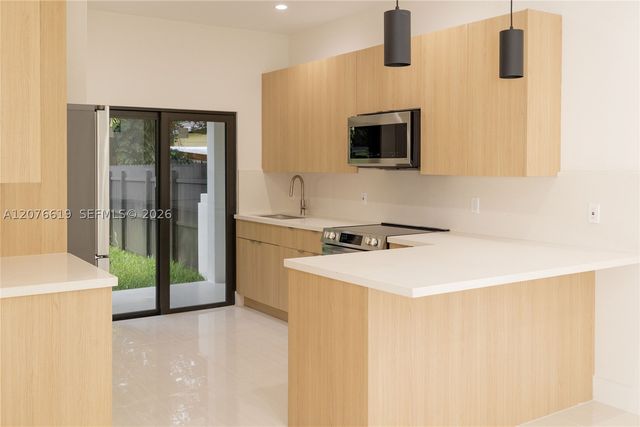 314 NW 82nd St, Miami, FL 33150