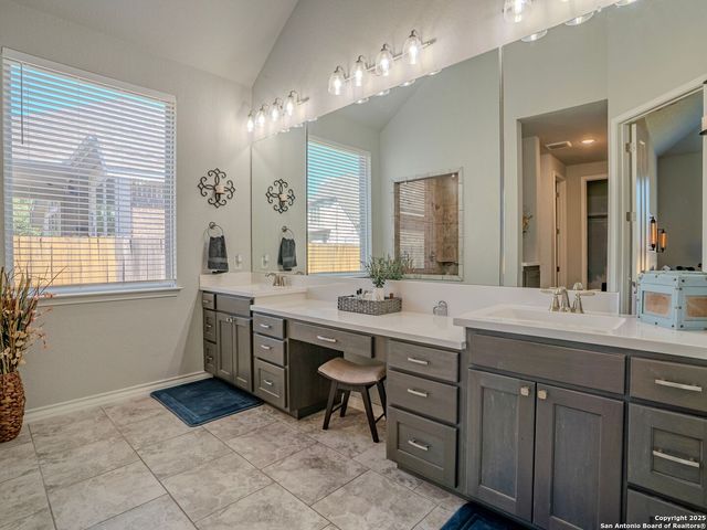 180 Cimarron, Boerne, TX 78006