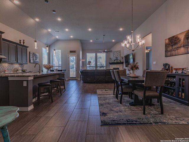 180 Cimarron, Boerne, TX 78006