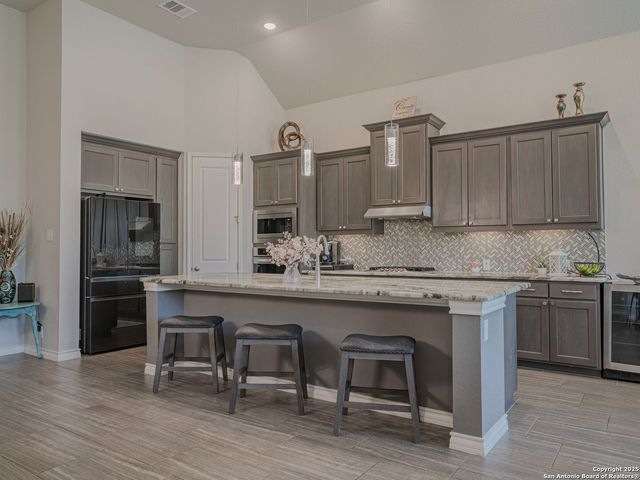 180 Cimarron, Boerne, TX 78006