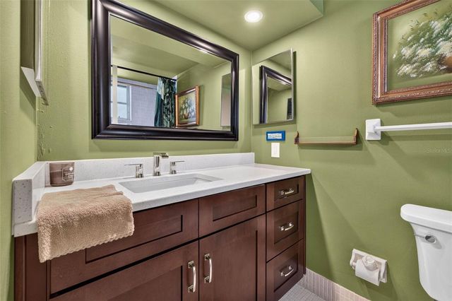 4819 8TH AVENUE N 201, St Petersburg, FL 33713