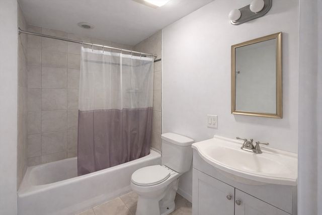 94 Beacon St 36, Somerville, MA 02143