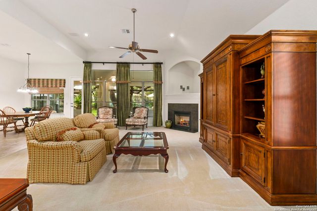 23 Grassmarket, San Antonio, TX 78259
