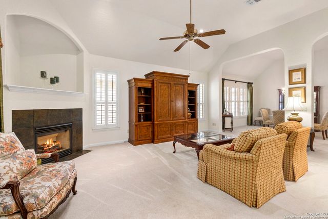 23 Grassmarket, San Antonio, TX 78259