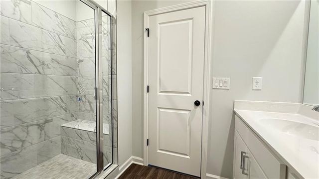 1475 Creekside Circle NW, Atlanta, GA 30318