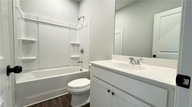 1475 Creekside Circle NW, Atlanta, GA 30318