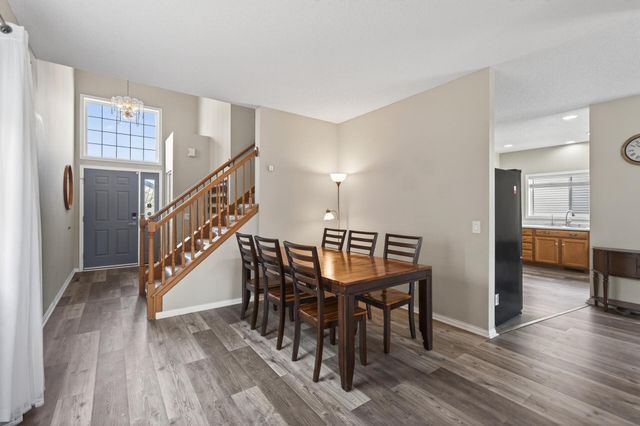 8588 Savanna Oaks Lane, Woodbury, MN 55125