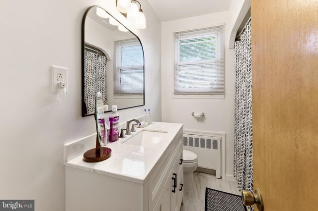 1310 MCKINLEY AVE, West Deptford, NJ 08096