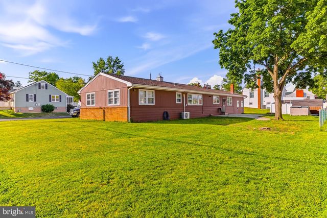 1310 MCKINLEY AVE, West Deptford, NJ 08096
