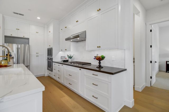 3622 Edgewood Ct, Folsom, CA 95630