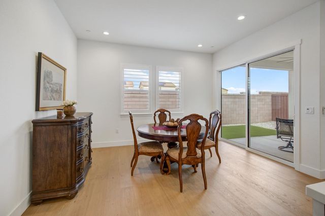 3622 Edgewood Ct, Folsom, CA 95630