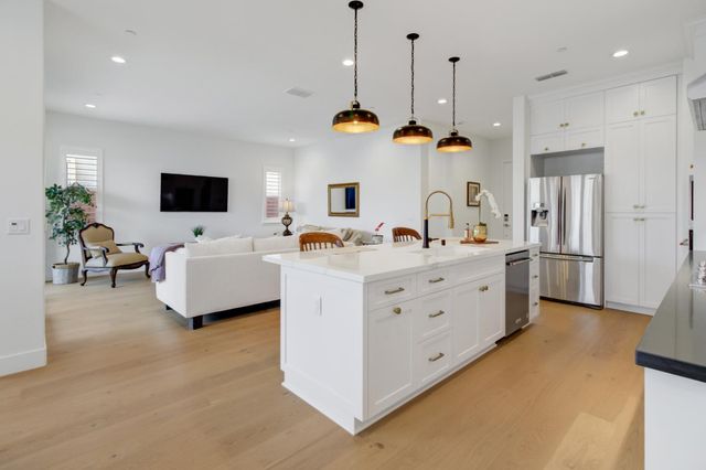 3622 Edgewood Ct, Folsom, CA 95630