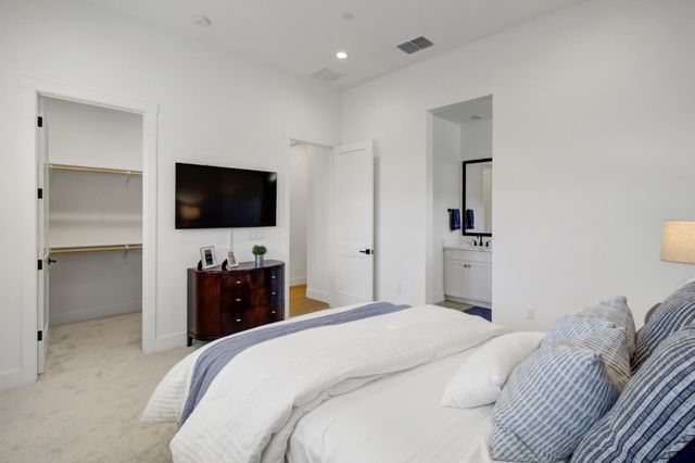 3622 Edgewood Ct, Folsom, CA 95630