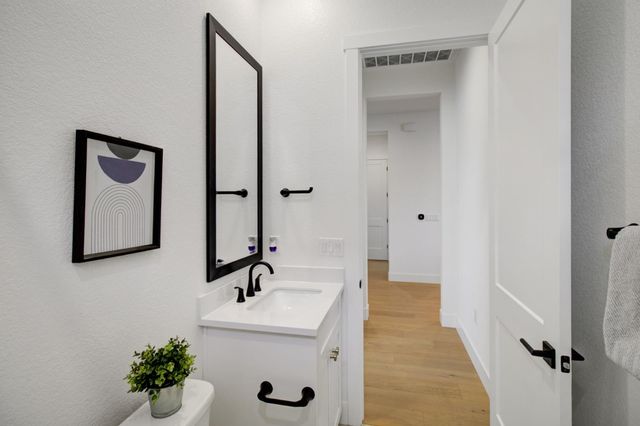 3622 Edgewood Ct, Folsom, CA 95630