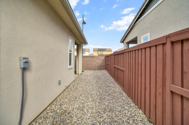 3622 Edgewood Ct, Folsom, CA 95630