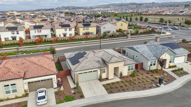 3622 Edgewood Ct, Folsom, CA 95630