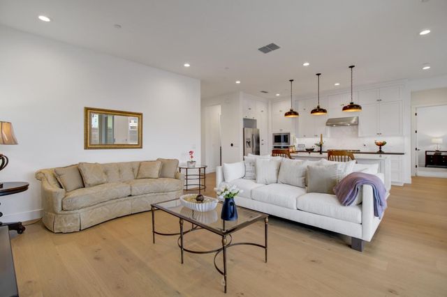 3622 Edgewood Ct, Folsom, CA 95630