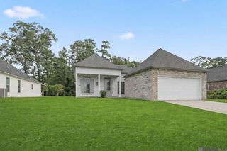 10365 Fountain Ln, Denham Springs, LA 70726