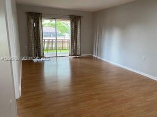 11293 SW 88th Street 206M, Miami, FL 33176