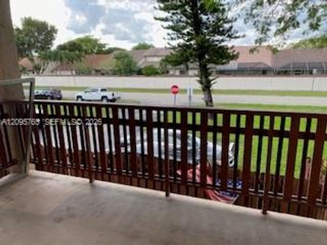 11293 SW 88th Street 206M, Miami, FL 33176