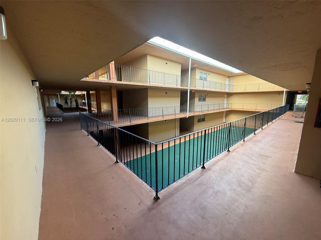 6780 W 2nd Ct 313, Hialeah, FL 33012