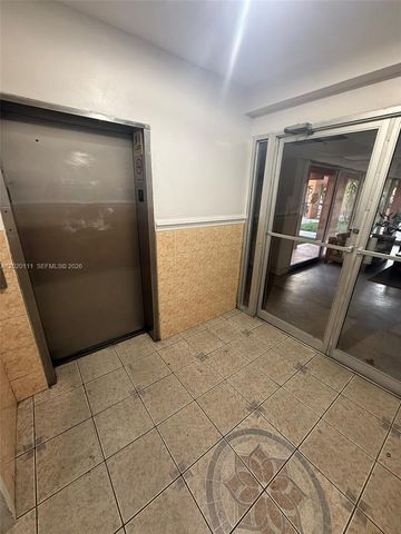 6780 W 2nd Ct 313, Hialeah, FL 33012