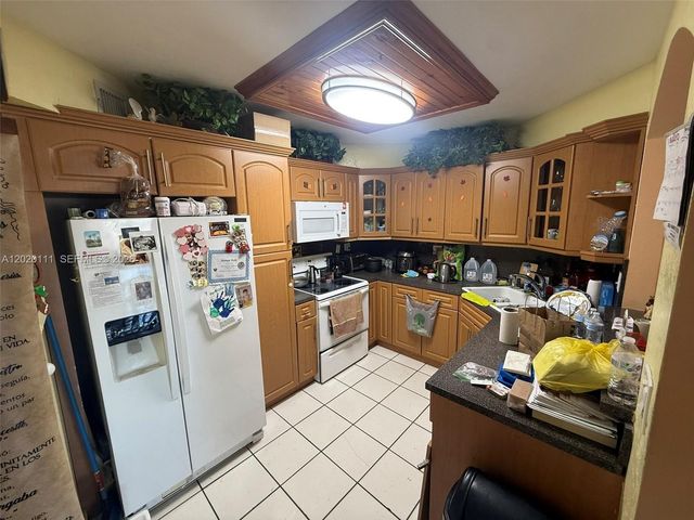 6780 W 2nd Ct 313, Hialeah, FL 33012