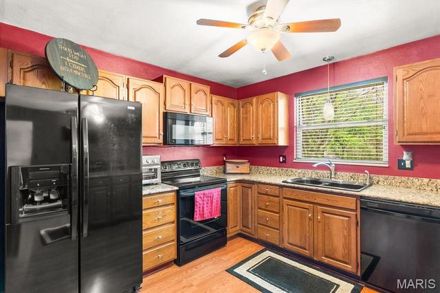 14 Sandwedge Drive, Belleville, IL 62220