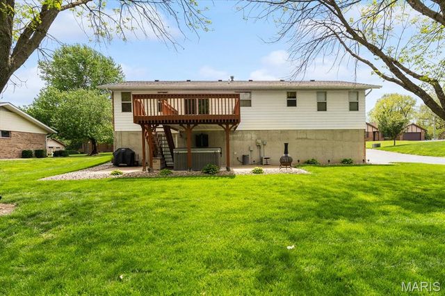 14 Sandwedge Drive, Belleville, IL 62220