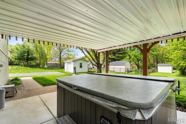 14 Sandwedge Drive, Belleville, IL 62220