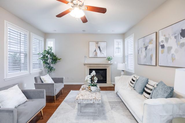 171 W Santa Cruz Way, Mountain House, CA 95391