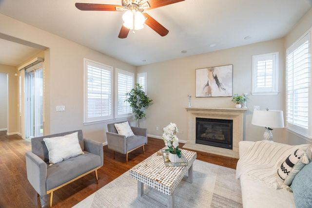 171 W Santa Cruz Way, Mountain House, CA 95391