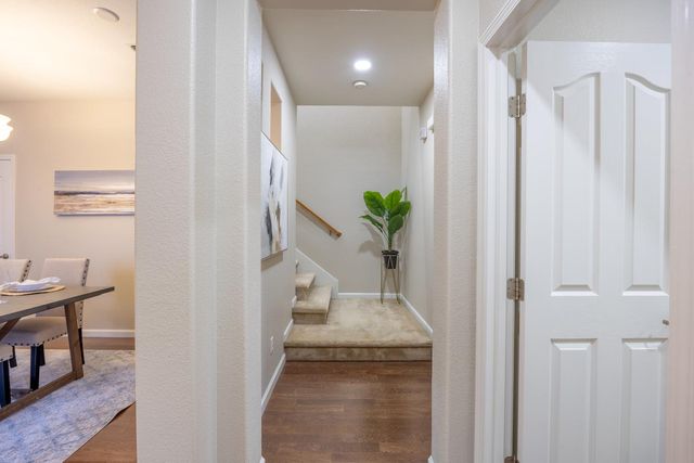 171 W Santa Cruz Way, Mountain House, CA 95391