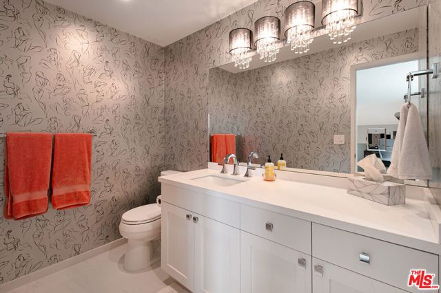 2332 Fox Hills Drive 305, Los Angeles, CA 90064
