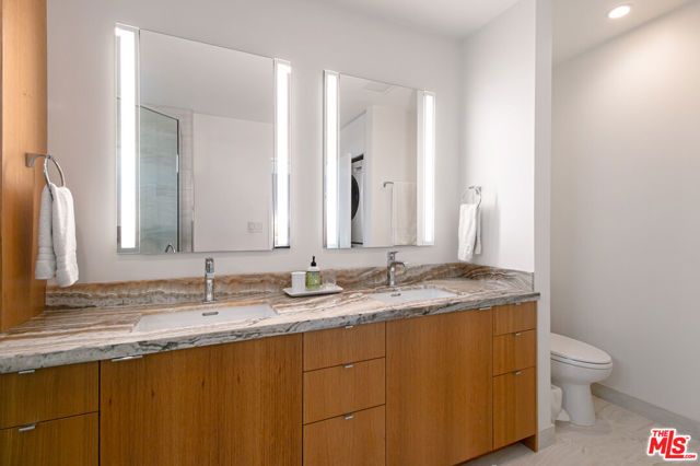 2332 Fox Hills Drive 305, Los Angeles, CA 90064