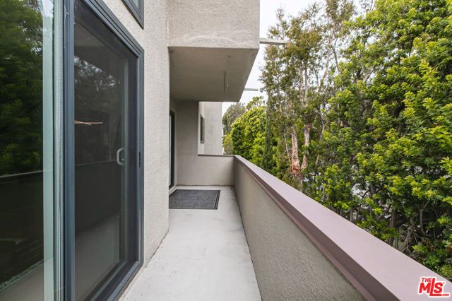 2332 Fox Hills Drive 305, Los Angeles, CA 90064