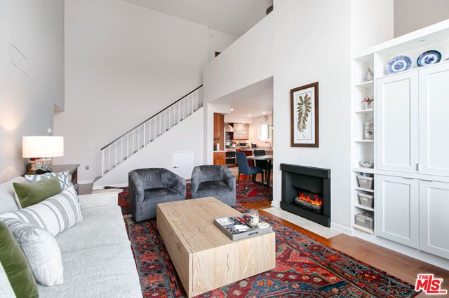 2332 Fox Hills Drive 305, Los Angeles, CA 90064