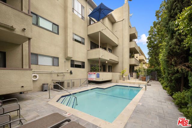 2332 Fox Hills Drive 305, Los Angeles, CA 90064