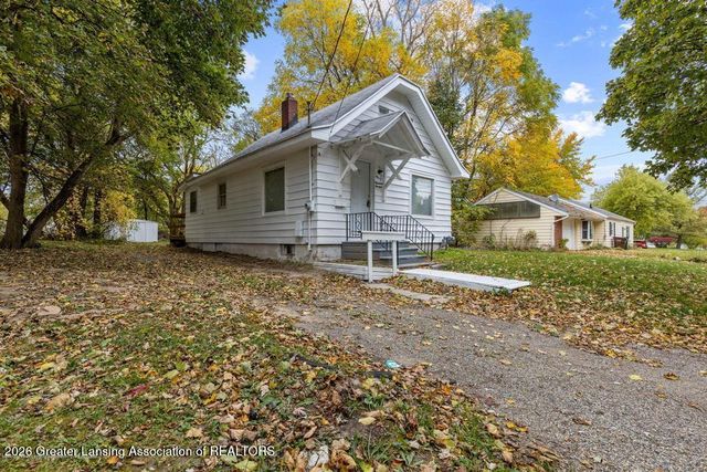 1913 Vermont Avenue, Lansing, MI 48906